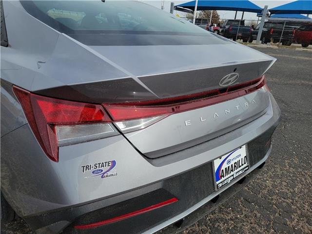 new 2025 Hyundai Elantra car, priced at $26,325