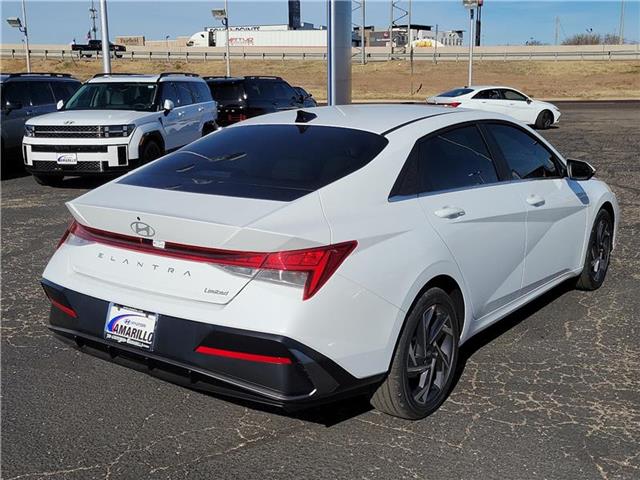 new 2025 Hyundai Elantra car, priced at $31,230