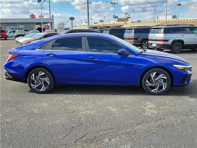 new 2025 Hyundai Elantra car, priced at $29,800