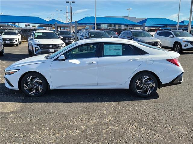 new 2025 Hyundai Elantra car, priced at $30,325