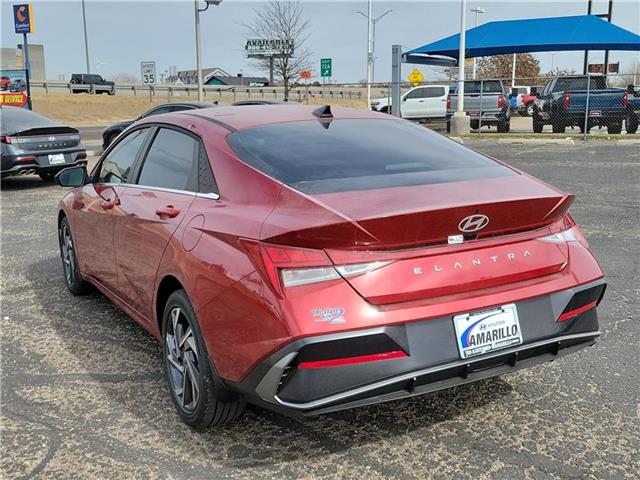 new 2025 Hyundai Elantra car, priced at $30,280